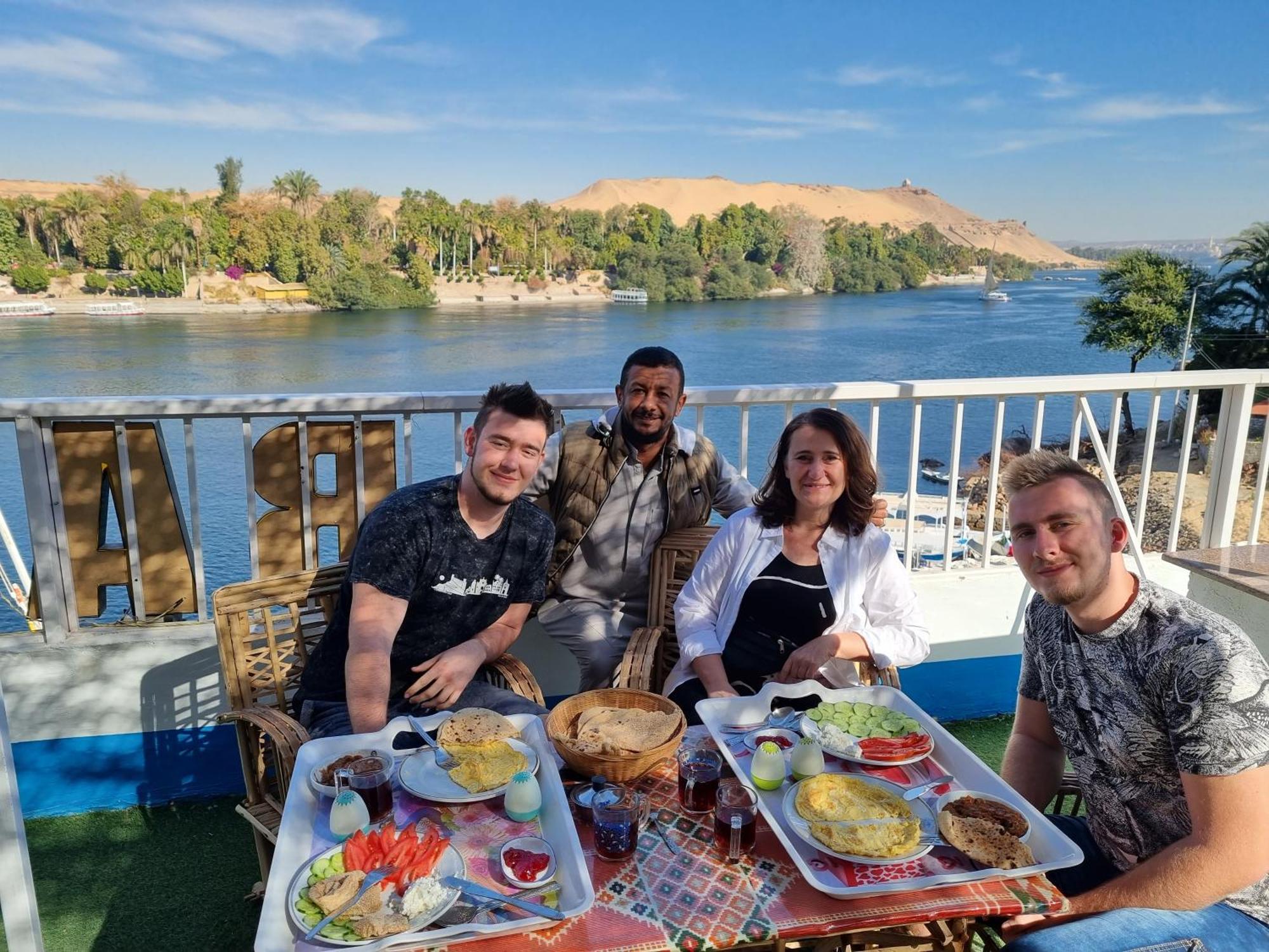 Abazido Nubian Guest House Aswan Exterior photo
